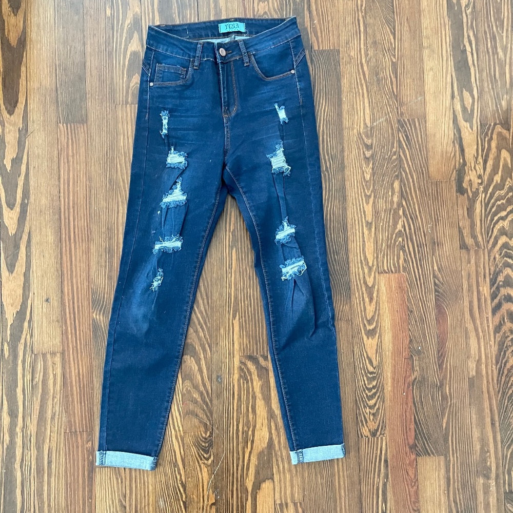 NWOT Blue Distress Jeans Size 5